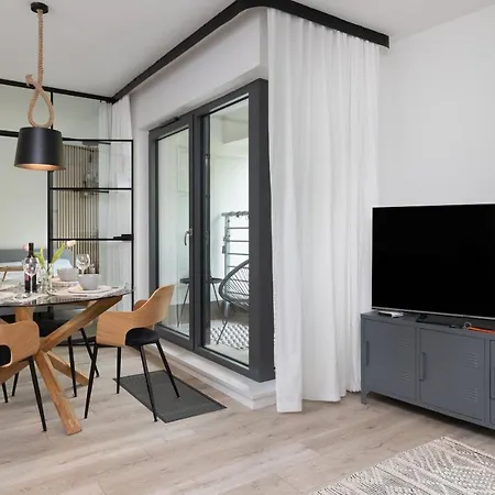 Awanport Estate By Renters Apartamento Gdynia
